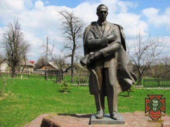 Музей Степана Бадери, Старий Угринів